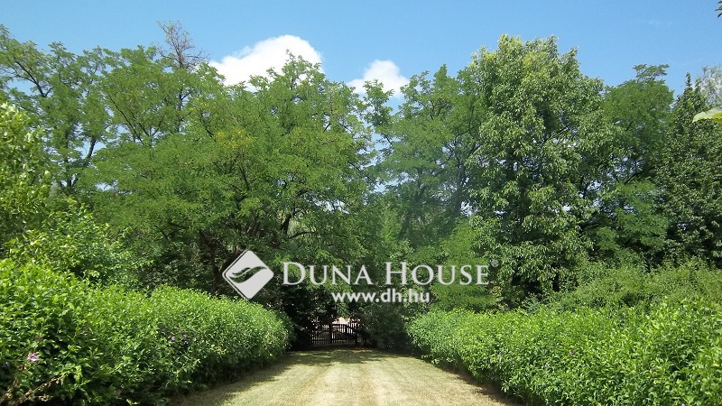 Cottage 350 m² Vekeny, Hungary