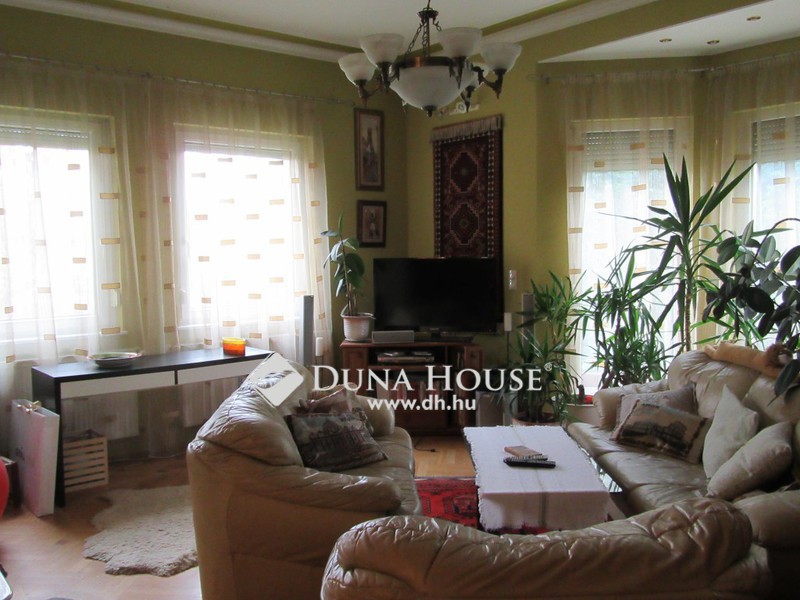 House 250 m² Gyal, Hungary