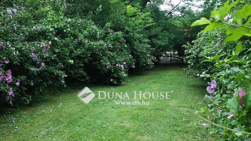 Cottage 350 m² Vekeny, Hungary