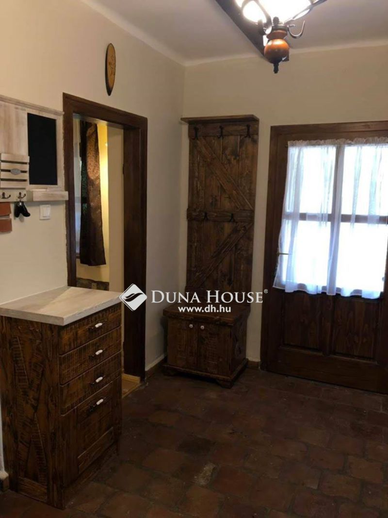 House 180 m² Hosszuheteny, Hungary