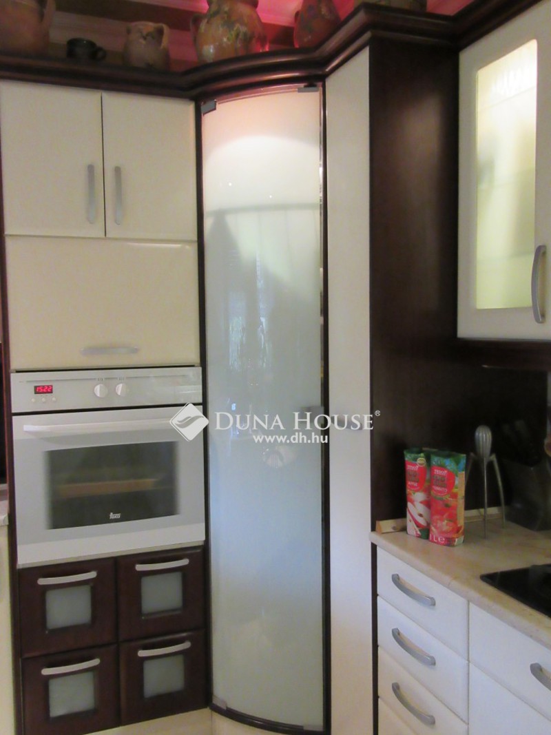 House 250 m² Gyal, Hungary