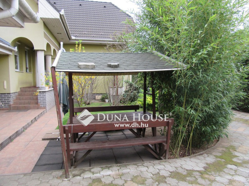 House 250 m² Gyal, Hungary