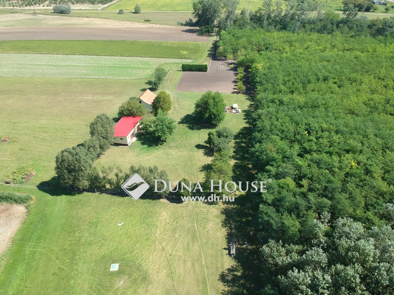 Land 128 065 m² Jakabszallas, Hungary
