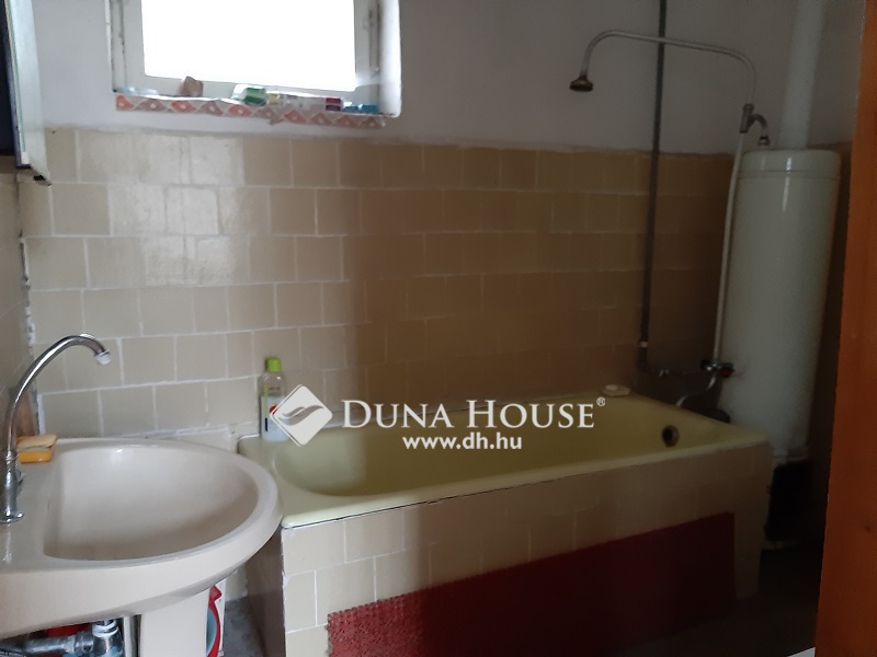 Cottage 350 m² Vekeny, Hungary